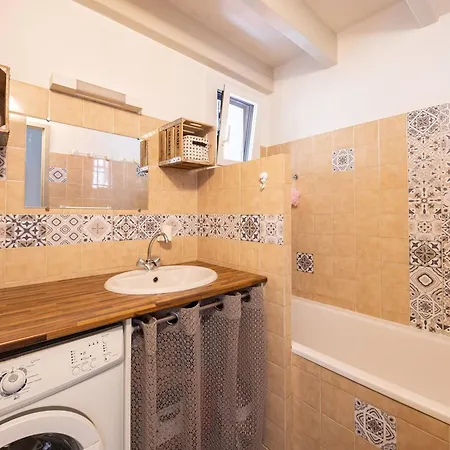Idealement Situe, Wifi - 6 Pers. Appartement *